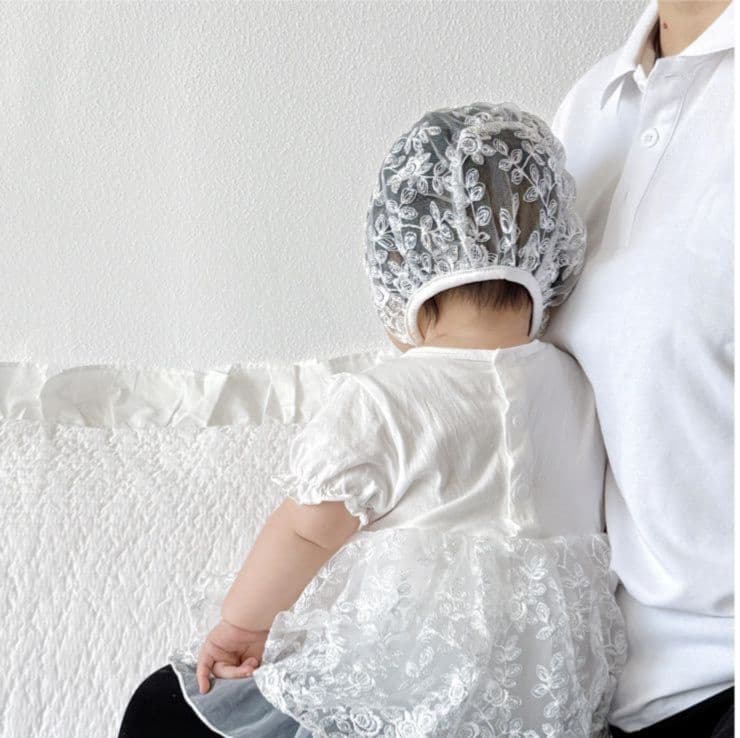 ベビードレス 新生児~90cm 花柄刺繍 退院用 ベビードレス お宮参り 百日祝い