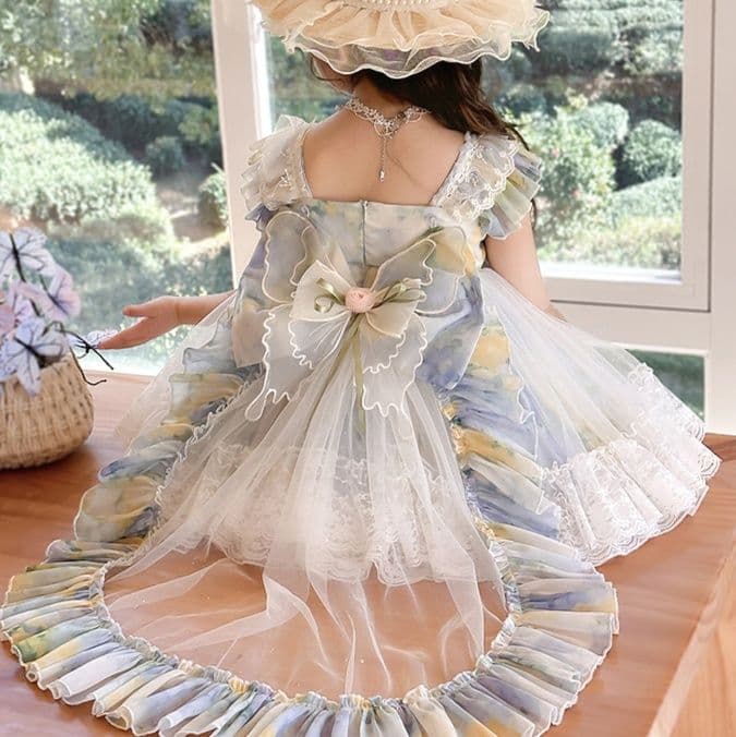 ベビードレス 結婚式 立体フラワーが華やぐ、気品あふれるベビードレス