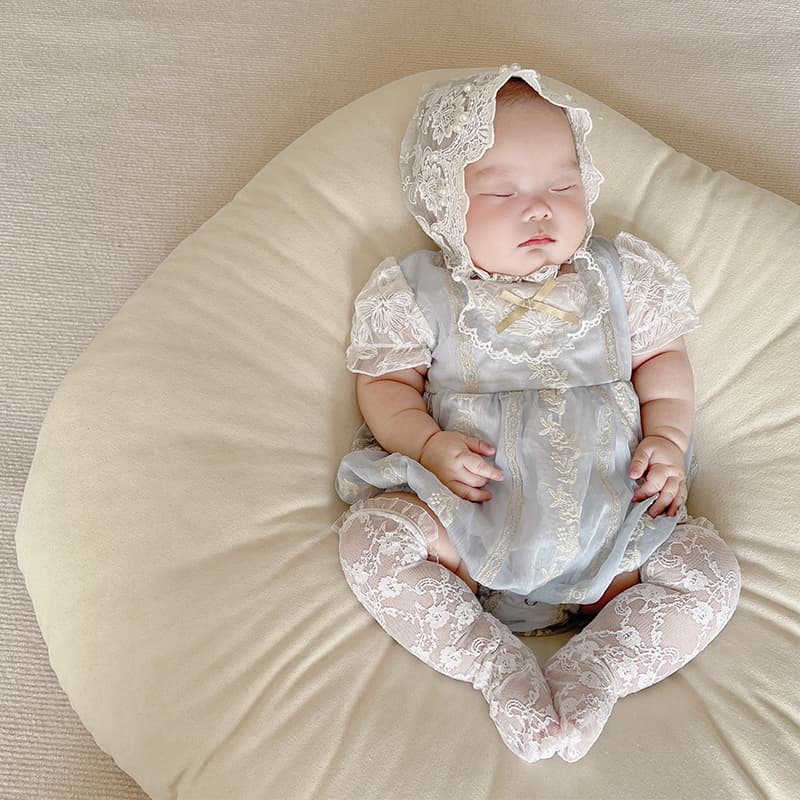 ベビードレス ﾍﾞﾋﾞｰﾄﾞﾚｽ ｸﾗｼｶﾙﾚｰｽのお宮参り用ﾎﾞﾝﾈｯﾄ帽子 ﾍﾞﾋﾞｰﾄﾞﾚｽ お宮参り クラシカルレースのお宮参り用ボンネット帽子 ベビードレス お宮参り