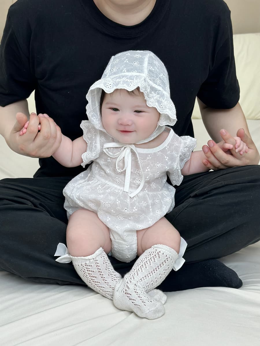 ベビードレス 66~90cm お宮参りで使える、柔らかなレース刺繍のベビードレス 退院用 お宮参り お食い初め