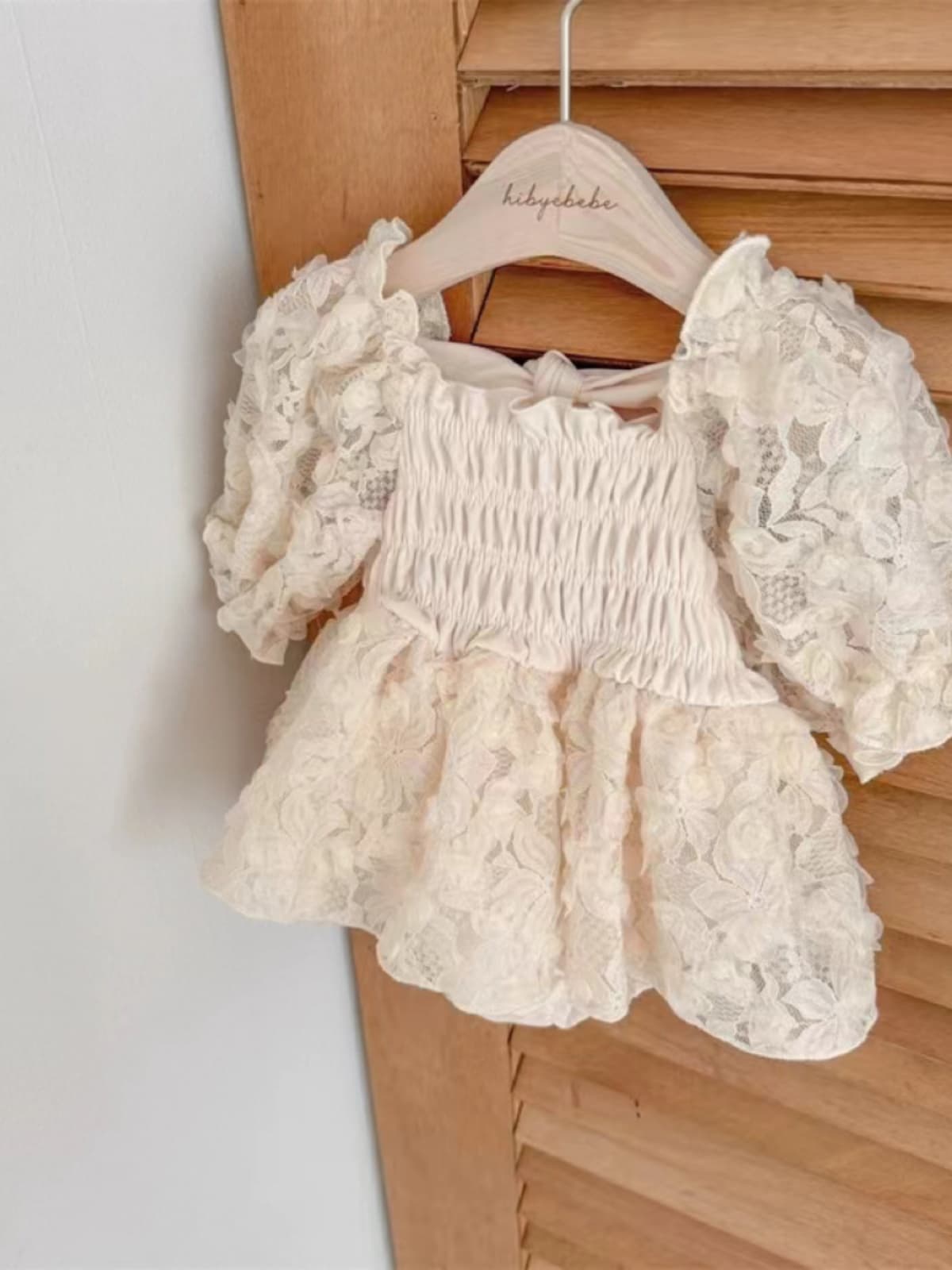 ベビードレス 66~90cm シャーリング×フリル可愛いさ引き立つ結婚式ベビードレス 春夏